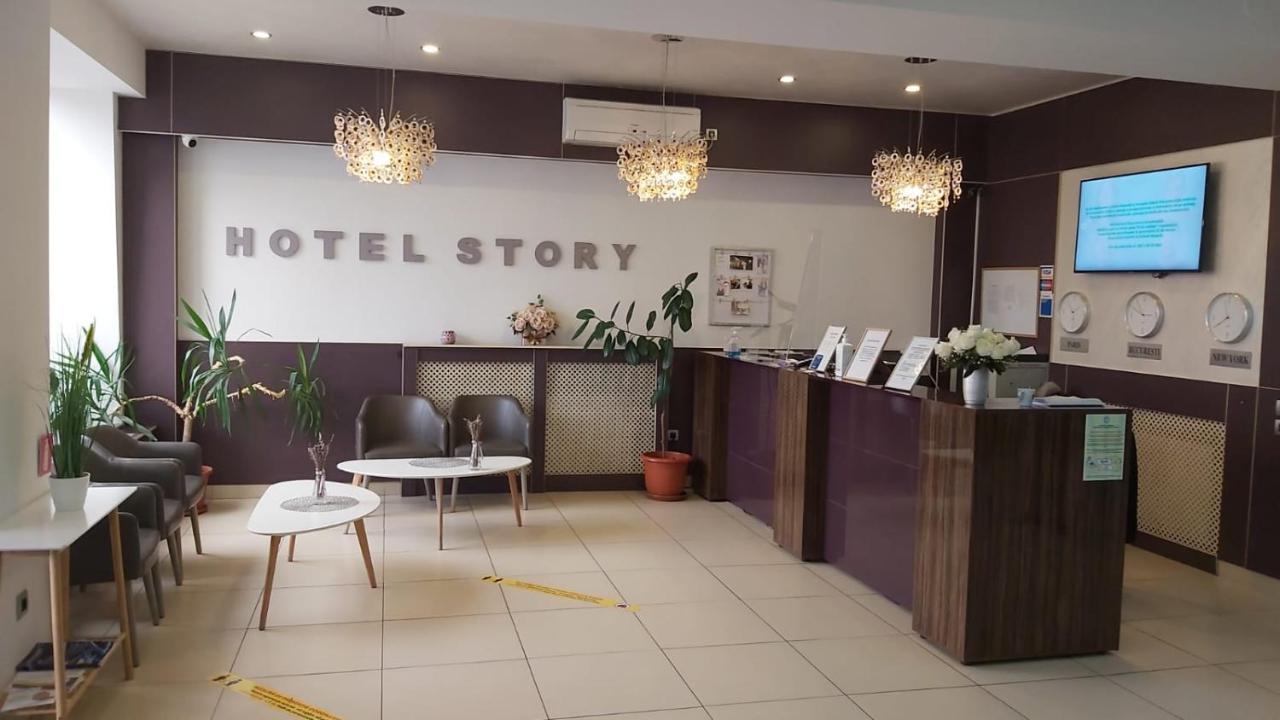 Hotel Story Târgu Jiu Buitenkant foto
