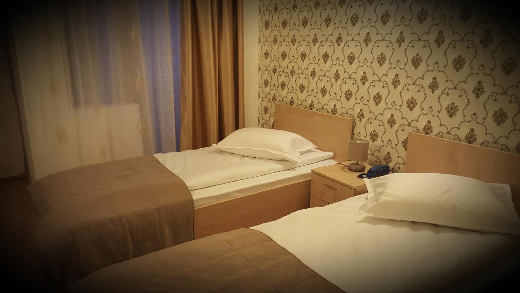 Hotel Story Târgu Jiu Kamer foto